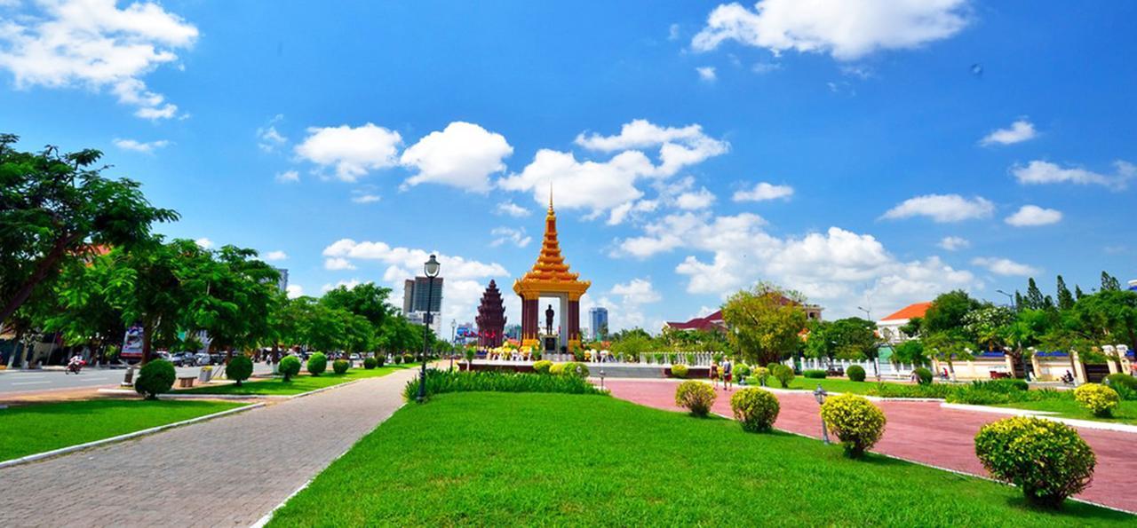 Tonle Khmer Guesthouse And Sky Bar بنوم بنه المظهر الخارجي الصورة